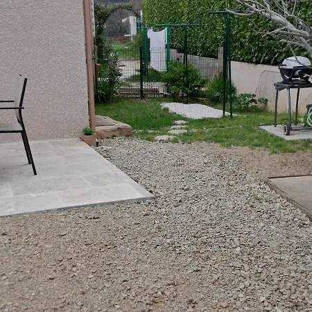 Chaleureux Pres De Avec Jardin Appartement